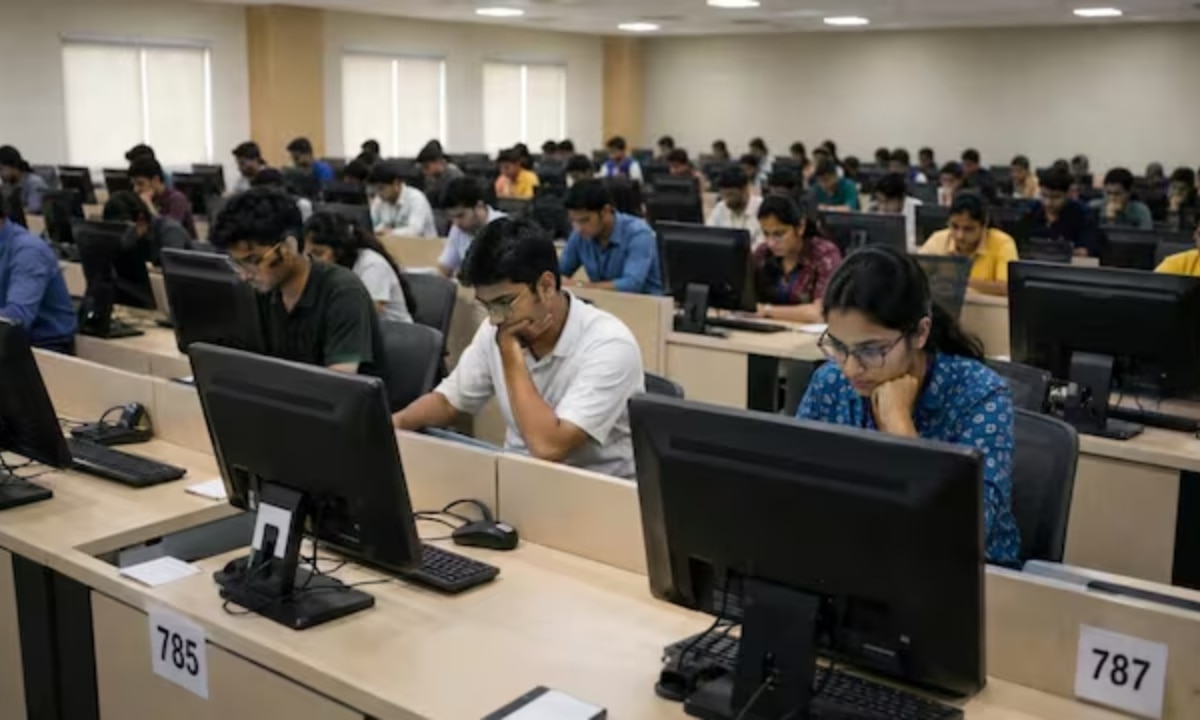 NEET UG एग्जाम पैटर्न में बड़े बदलाव की तैयारी, CBT से लेकर JEE की तरह 'टू-स्टेज' परीक्षा का प्लान