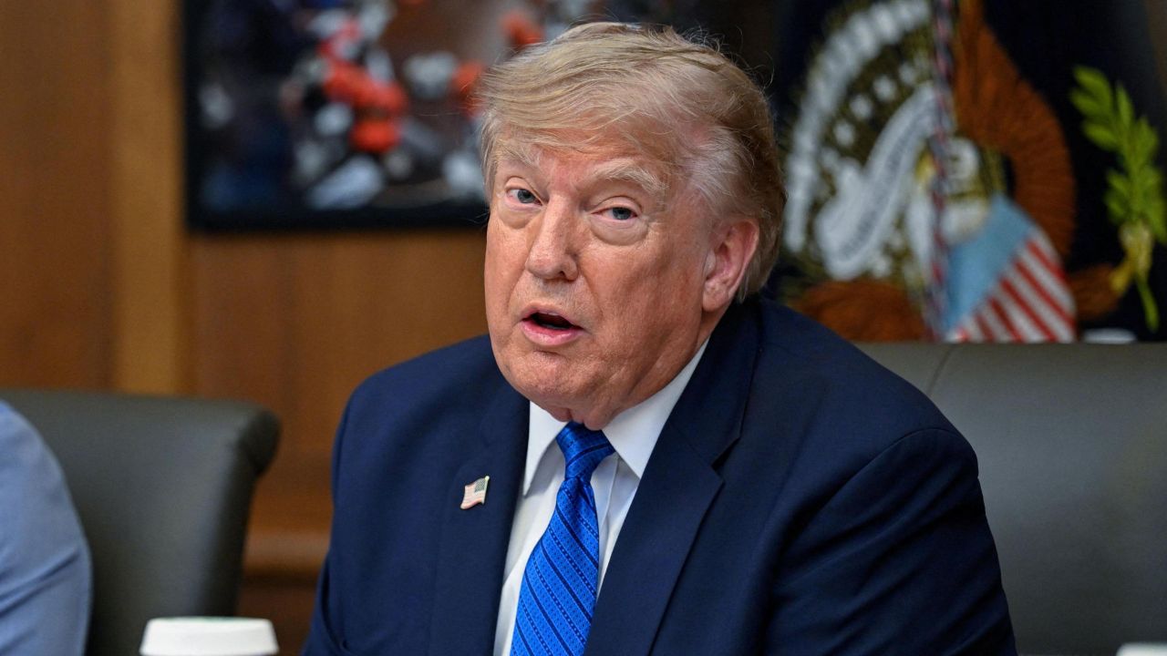 4523254 trump 1