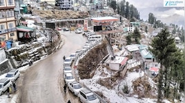 हिमाचल में बारिश का कहर! चंडीगढ़-मनाली फोरलेन बंद, 150+ सड़कें ठप; 11 को ऑरेंज अलर्ट