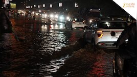 भोपाल में रात से झमाझम बारिश से जनजीवन अस्त-व्यस्त,  स्कूलों में छुट्टी का आदेश