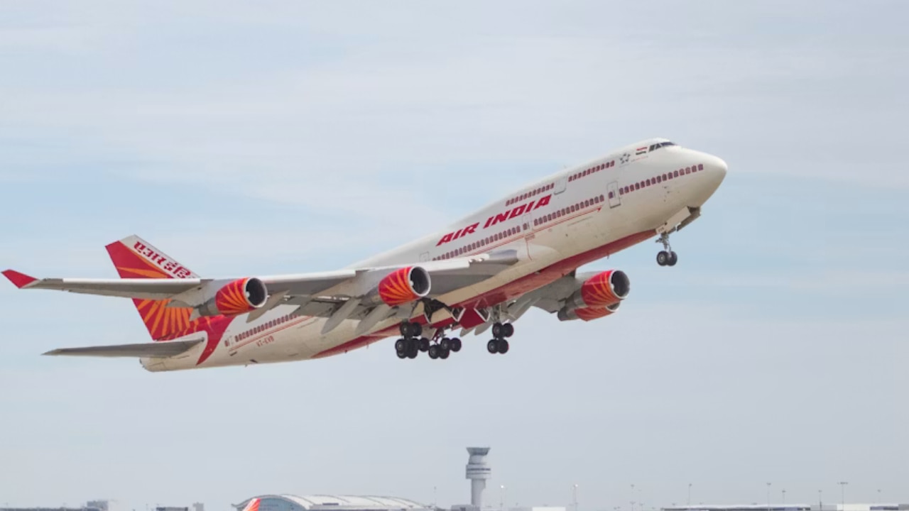 Phuket-Delhi Flight: टर्बुलेंस नहीं, 3 हाइड्रोलिक सिस्टम फेल होने से गिरा था एयर इंडिया का विमान; जांच में बड़ा खुलासा