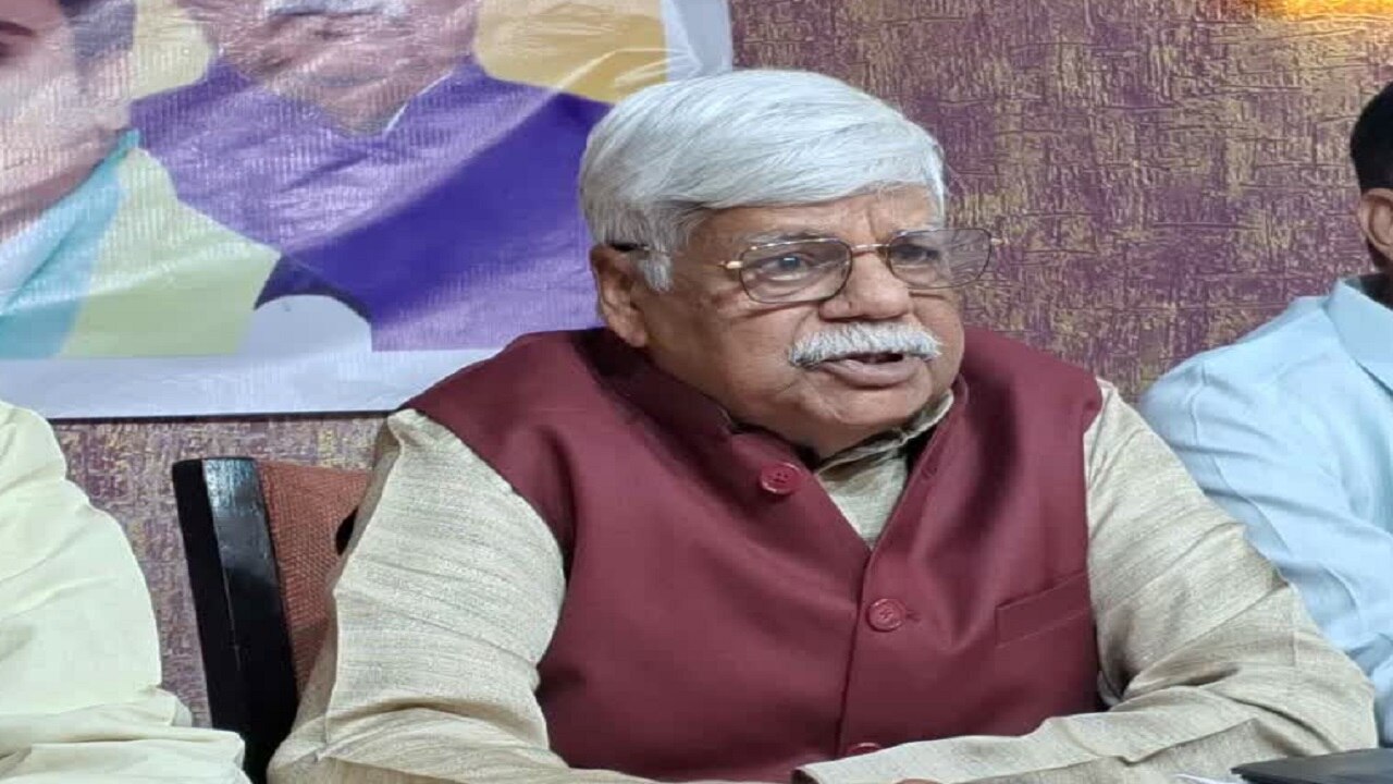 'बड़ी मछली बच जाए, इसलिए हुई एल खियांग्ते की गिरफ्तारी', बीजेपी सांसद का हेमंत सरकार पर बड़ा आरोप