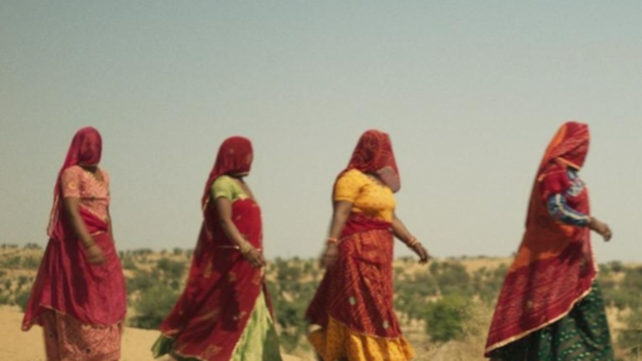 राजस्थानी सिनेमा ने रचा इतिहास, OTT पर 'ओमलो' बनी नंबर 1 ट्रेंडिंग; रोंगटे खड़े कर देगी तपती रेत के बीच पीढ़ियों की कहानी