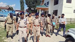 घाटी में ड्रग तस्करी के खिलाफ बड़ा एक्शन, पुलिस ने जब्त की करोड़ों की संपत्ति