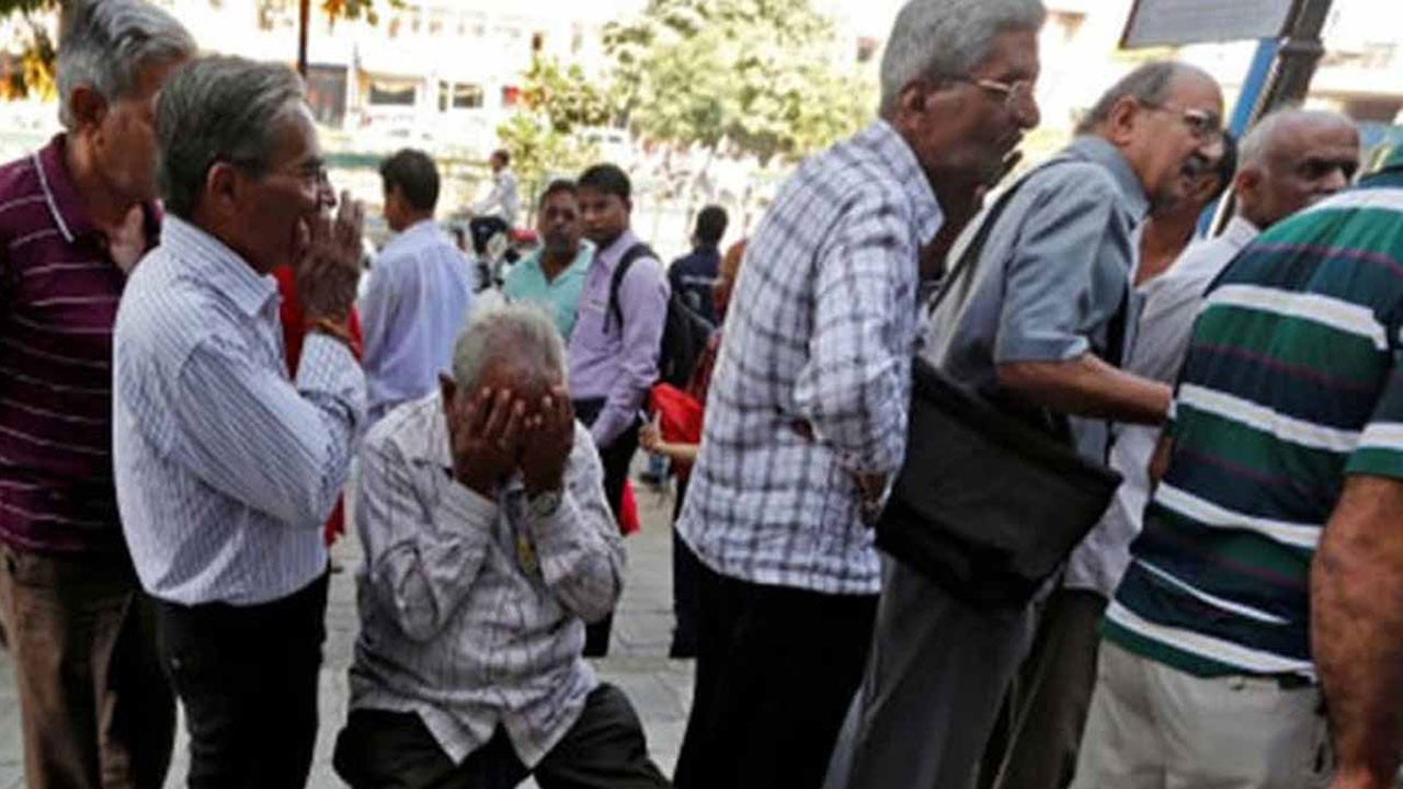 8th Pay Commission: हर 3 महीने में DR हाइक, 25% होने पर पेंशन में होगा मर्ज? पेंशनर्स के लिए क्या होने वाला है ऐलान