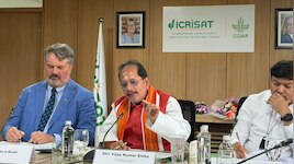 कृषि क्षेत्र में हो रहे नवाचारों का लाभ आमजनों तक पहुंचाना प्राथमिकता- विजय सिन्हा