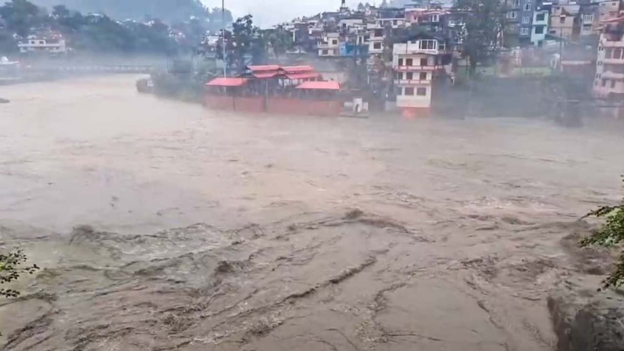 12 राज्यों में मानसून का कहर, उत्तराखंड-हिमाचल में भारी तबाही