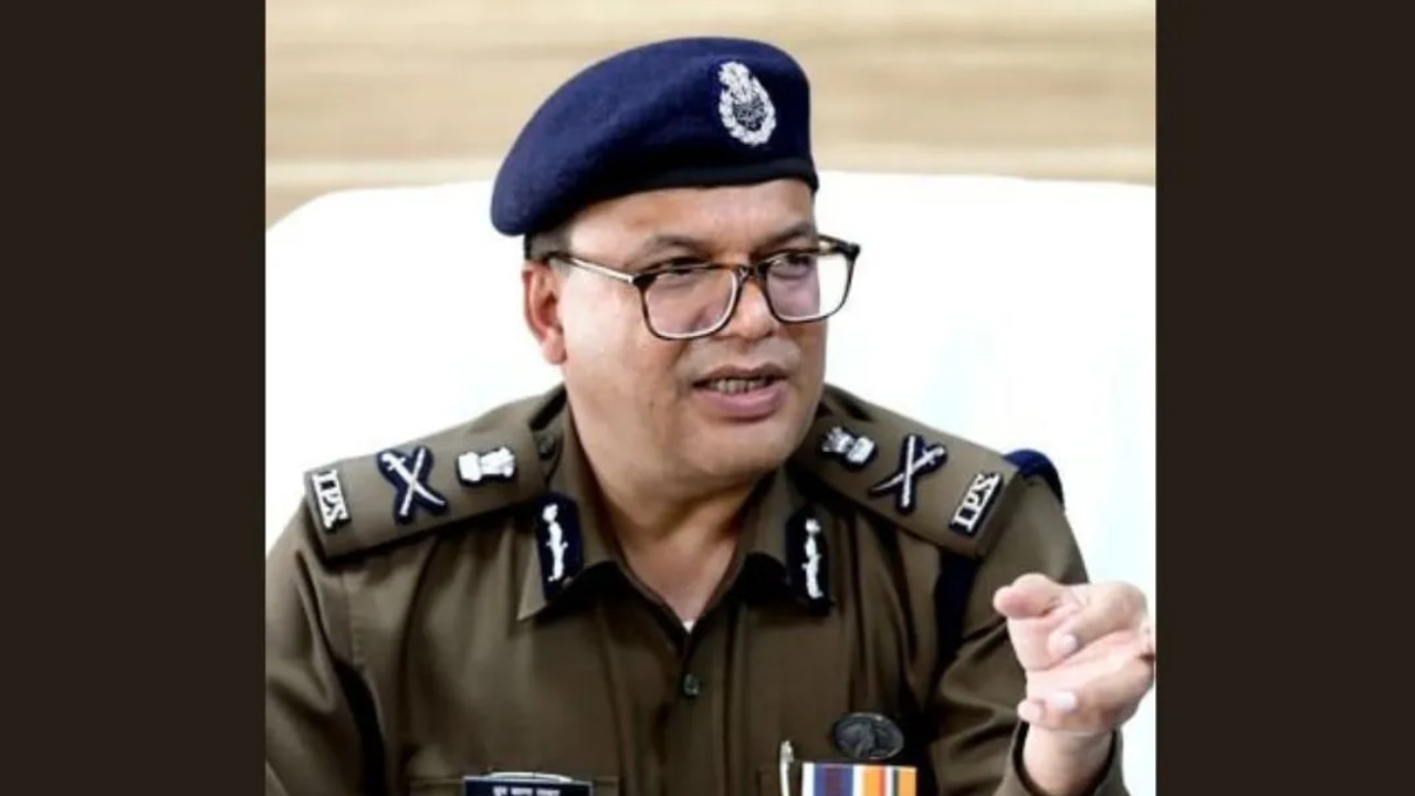लखनऊ के पूर्व पुलिस कमिश्नर ध्रुवकांत ठाकुर को 'राष्ट्रपति पुलिस पदक', यूपी पुलिस में दर्ज है शानदार ट्रैक रिकॉर्ड