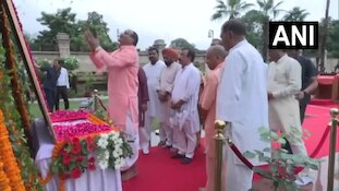 पूर्व PM अटल बिहारी की पुण्यतिथि, 8वीं पुण्यतिथि पर CM योगी ने किया नमन