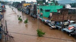 ओडिशा में बाढ़ से हाहाकार, 500 से ज्यादा गांव पानी में डूबे, संकट में 2.7 लाख लोग