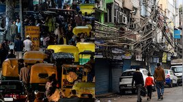 करोल बाग की बदलेगी तस्वीर! जाम से लटकते तारों तक, क्या-क्या बदलने वाला है