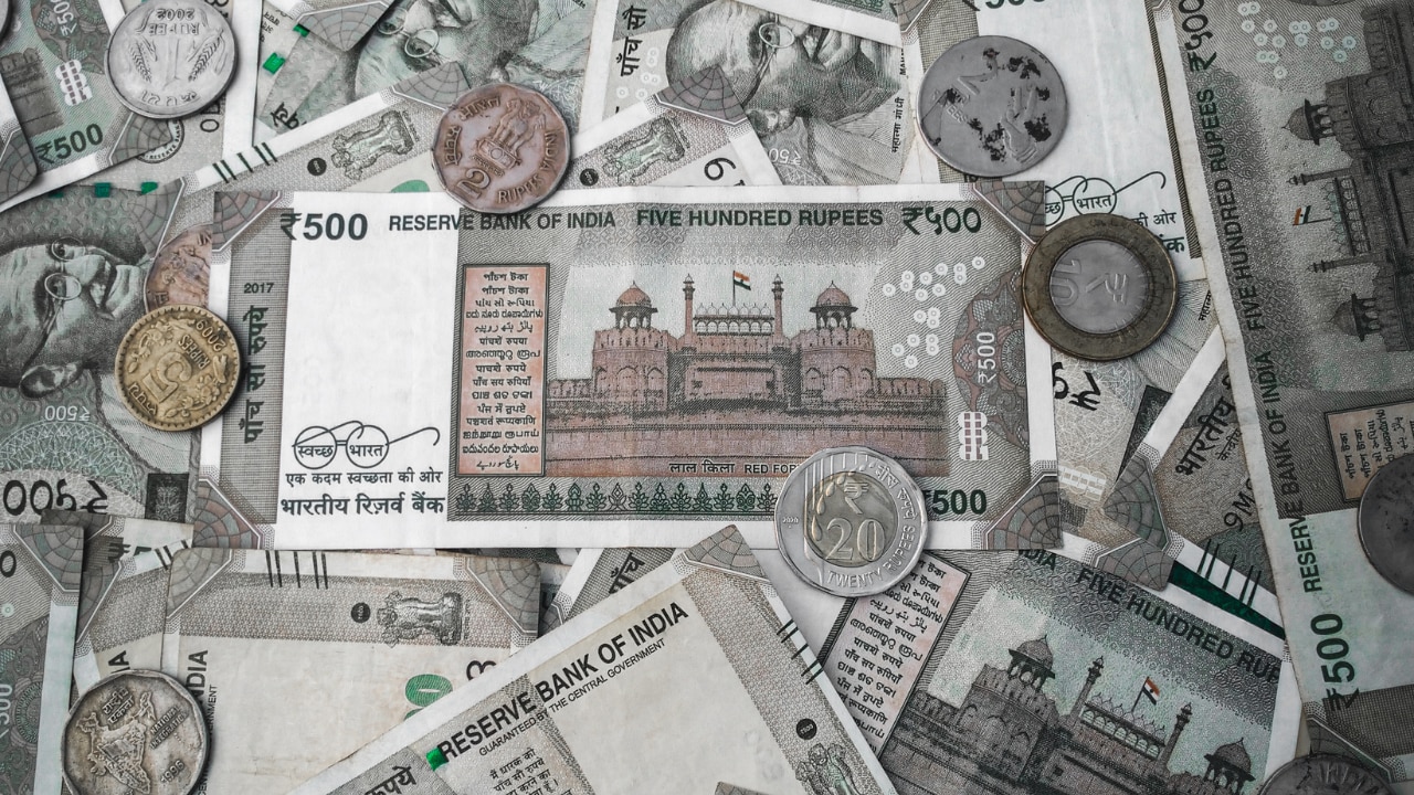 हर महीने ₹20000 निवेश से बन सकता है ₹2 करोड़ से ज्यादा का फंड! यहां समझिए निवेश का ये फॉर्मूला