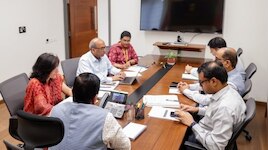 UGC-NET में गड़बड़ी के बाद NTA के 50 अधिकारियों पर गिरी गाज, केंद्र का सख्त फरमान