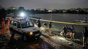 इंदौर में रूह कंपा देने वाला कांड, पत्नी की हत्या के बाद मासूमों को तालाब में फेंका, बेटी की मौत, बेटा बचा