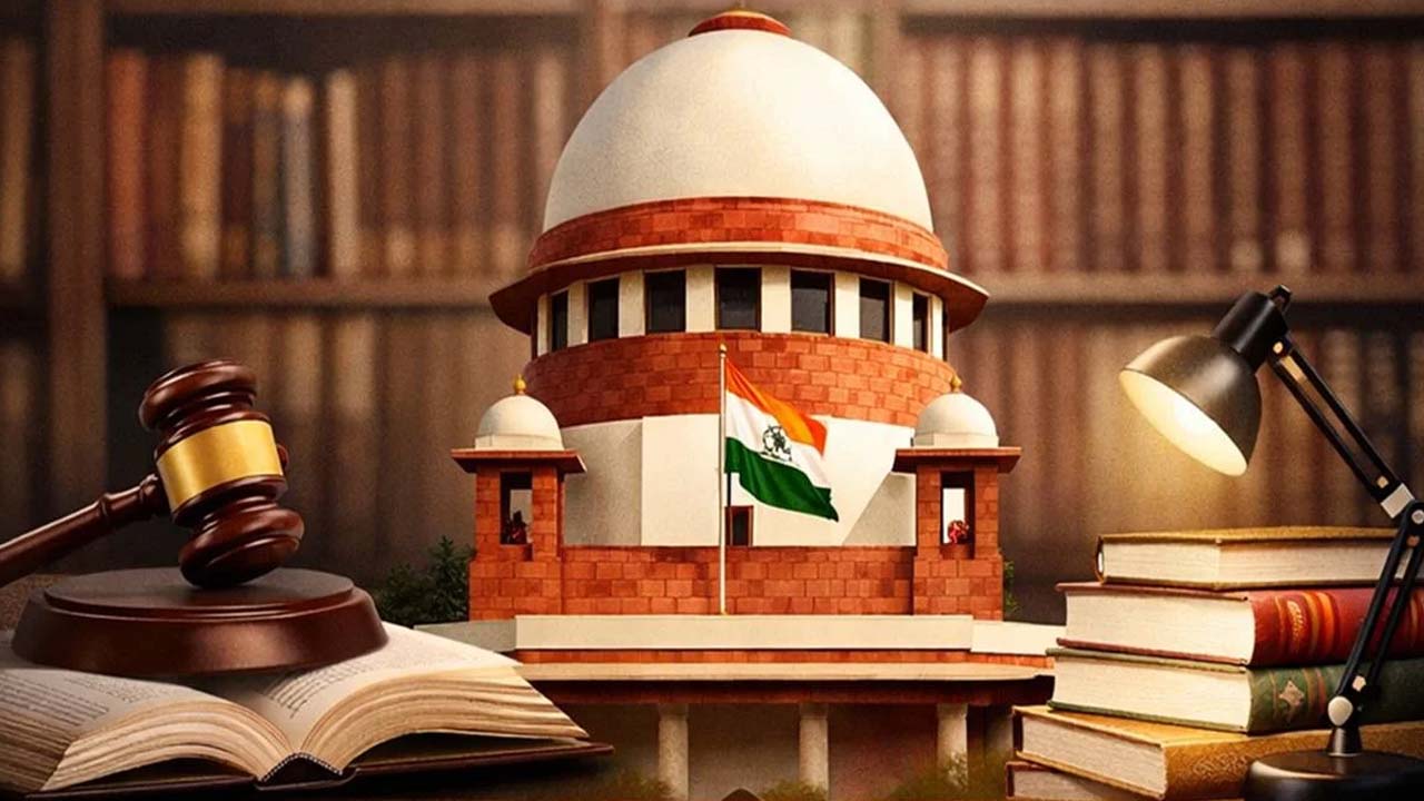 20 रुपये रिश्वत मामले में 30 साल बाद सुप्रीम कोर्ट ने दो कर्मचारियों को बरी किया