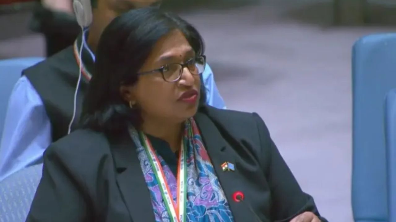 'आतंकियों की सूची से जुड़े फैसलों में दिखे पारदर्शिता', UNSC में भारत ने आवाज की बुंलद; चीन-पाक को कड़ी नसीहत