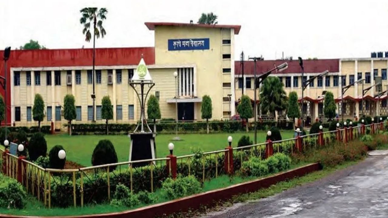 Zee मीडिया की खबर का बड़ा असर, IGKV पेपर लीक मामला, बीएससी सेकंड ईयर की एंटोमोलॉजी परीक्षा रद्द