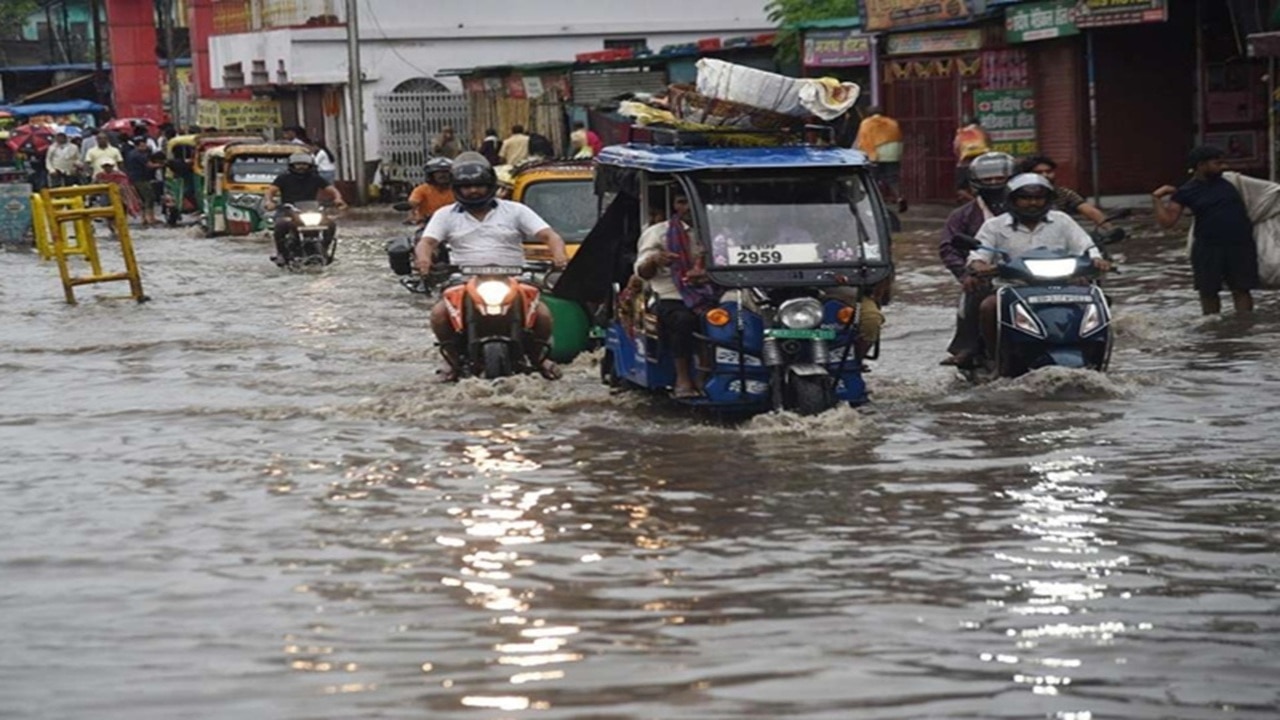 Bihar Weather: बिहार के 25 जिलों में आज बारिश-वज्रपात का अलर्ट, देखें अपने जिले का मौसम?