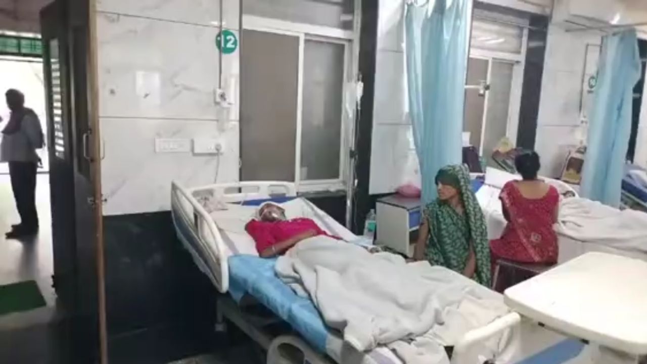 धार: मातम में बदली त्योहार की खुशियां...मागोद-मनावर हाईवे पर दर्दनाक सड़क हादसा, 4 साल के मासूम समेत 3 की मौत