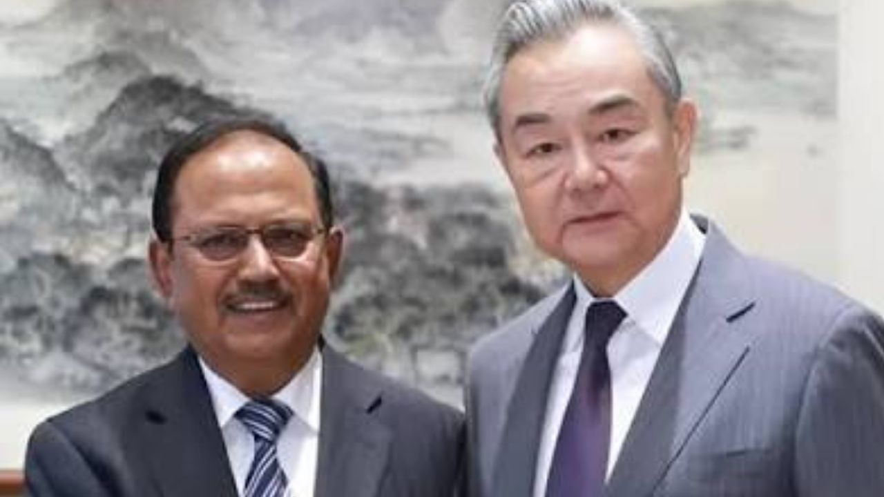 अजित डोभाल बीजिंग पहुंचे, भारत-चीन सीमा विवाद पर क्या पिघलेगी रिश्तों पर जमी बर्फ?
