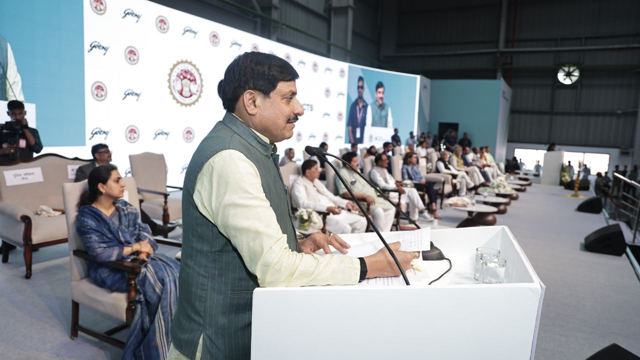 अब भिंड से देशभर में जाएंगे गोदरेज के प्रोडक्ट, CM मोहन ने किया चौथी यूनिट का शुभारंभ, सैकड़ों को मिलेगा रोजगार