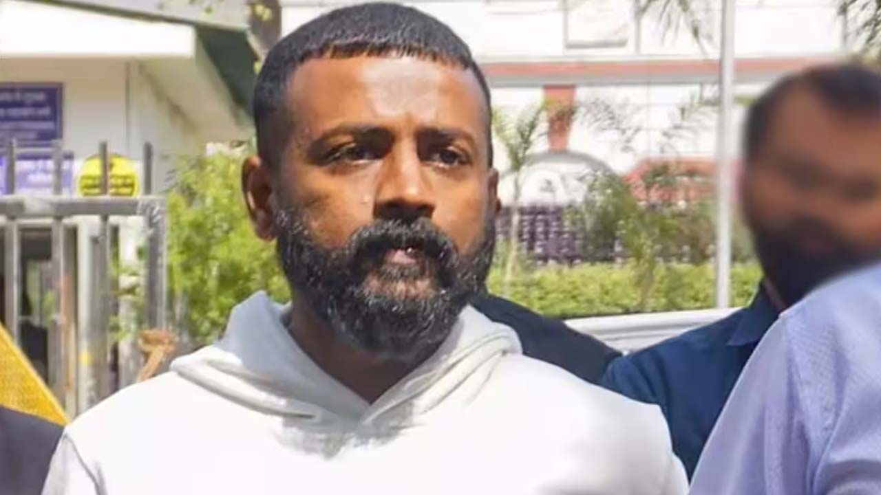 सुप्रीम कोर्ट का जज बनकर जज को ही धमकाया, अपने लिए मांगी जमानत; कोर्ट में खुल गई सुकेश चंद्रशेखर की पोल