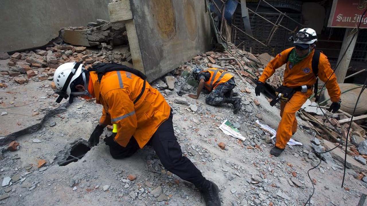 Nepal में एक और आफत, एक घंटे के भीतर 2 भूकंप; रात के अंधेरे में नई 'प्रलय' का छाया खौफ