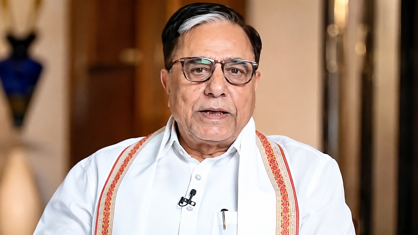न कर्ज लिया, न जिम्मेदारी से भागे: NCLT केस में डॉ. सुभाष चंद्रा ने दिया पाई-पाई का हिसाब, संपत्तियों के आंकड़े भी रखे सामने
