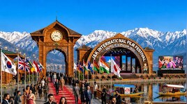 डल झील में फिर गूंजेगी 'एक्शन-कट' की गूंज, कश्मीर में होने जा रहा फिल्म फेस्टिवल