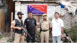 ड्रग तस्करों पर श्रीनगर पुलिस का प्रहार: कश्मीर में 6.22 करोड़ की संपत्तियां जब्त की