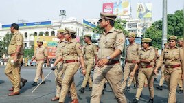 देवरिया हत्याकांड: शिकायत के बावजूद नहीं जागी पुलिस