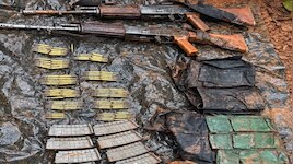 गिरफ्तार नक्सलियों के खुलासे के बाद बड़ा सर्च ऑपरेशन, सरायकेला के जंगलों से भारी मात