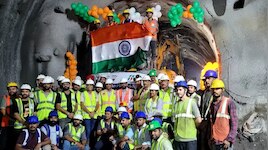 पहाड़ के सीने को चीरकर सुरंग की 'एस्केप टनल' हुई आर-पार, 4 महीने बाद दौड़ेगी ट्रेन