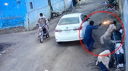 आतंकी हाफिज सईद के करीबी का कराची में खात्मा, 4 शूटरों ने सरेआम गोलियों से भूना