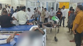 गाजीपुर में ऑक्सीजन सिलेंडर फटा, मजदूर के दोनों पैर उड़े, लोहा काटते समय हुआ हादसा