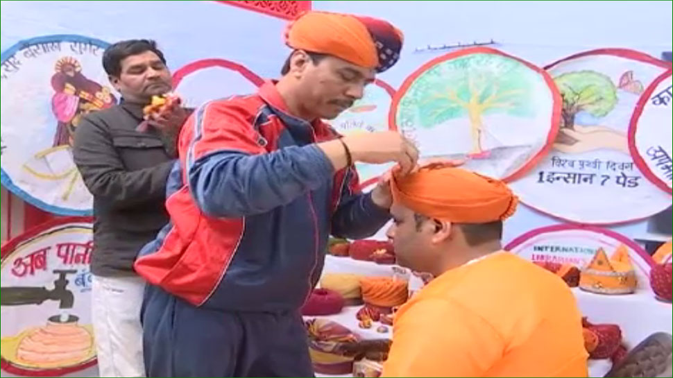 kishan chandra purohit is turban king of bikaner in rajasthan 
