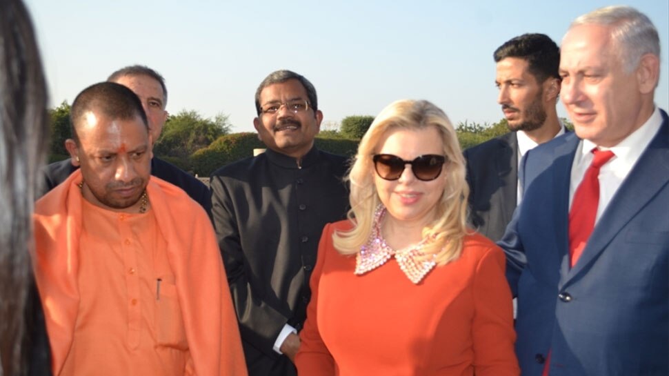 Israeli Prime Minister Benjamin Netanyahu and his Wife Sara Visit Taj Mahal Israeli Prime Minister Benjamin Netanyahu and his Wife Sara Visit Taj Mahal