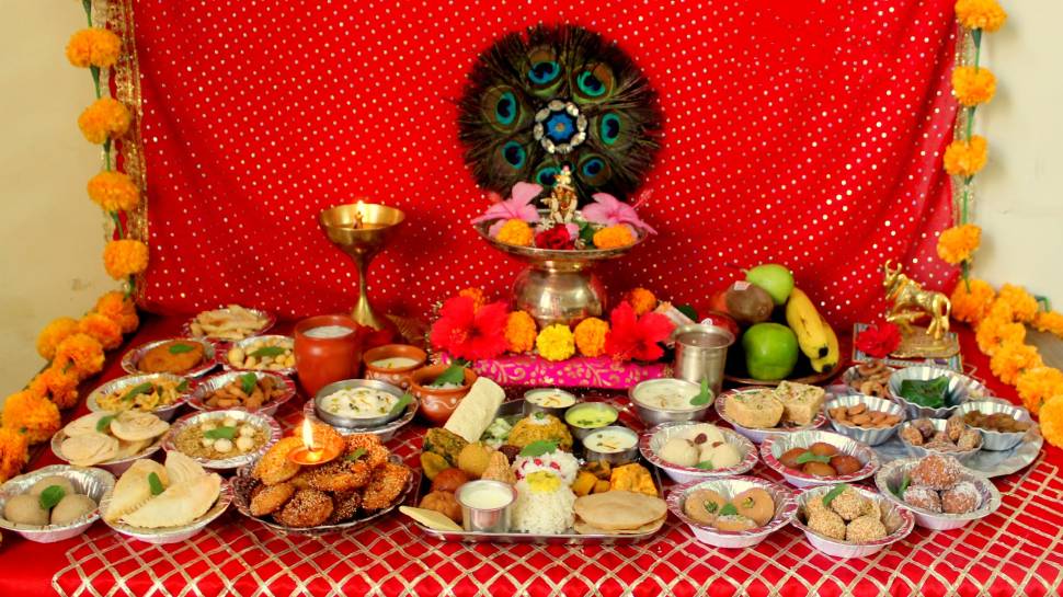 Krishna Janmashtami Laddu Gopal Puja Vidhi: Laddu Gopal Puja Vidhi Bhog ...