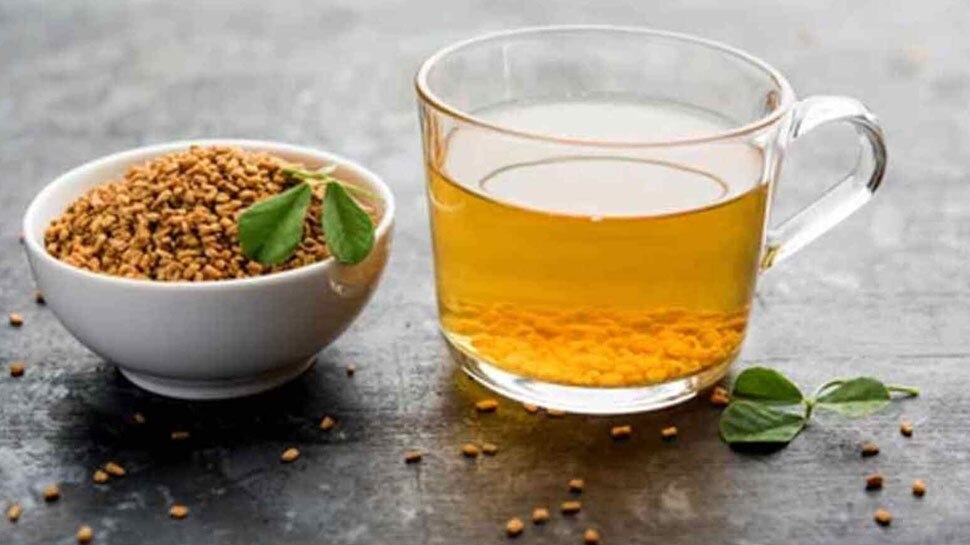 Weight Loss: पेट बाहर निकलने से हैं परेशान? रात को नींद लेने से पहले पिएं ये 2 ड्रिंक्स, मिलेगी फ्लैट टमी...