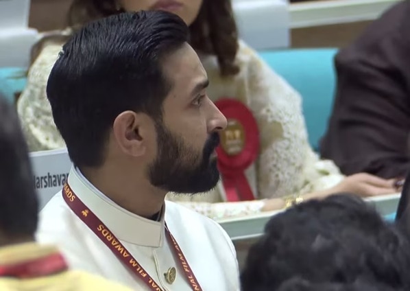 71st national film awards live updates winners list announcement shah rukh  khan rani mukerji vikrant massey 71st National Film Awards 2025 Live  Updates: स्टाइलिश चश्मा पहनकर पूरे रौब में पहुंचे किंग खान,