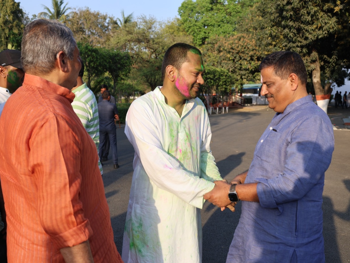 Nishant kumar picture with Sanjay Jha and Vijay Choudhary