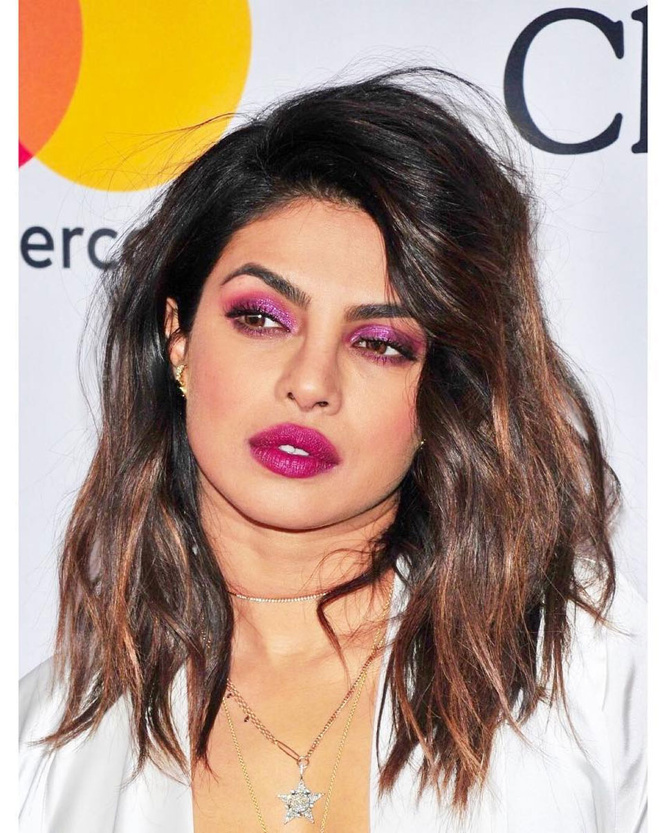 Include these 10 makeup products in your make up kit Include these 10 makeup products in your make up kit