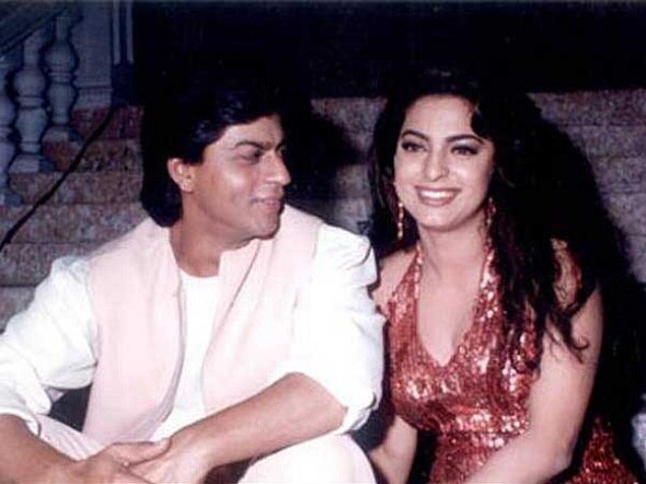 juhi chawala found shahrukh khan ugly and did not want to work with him |  पहली बार शाहरुख को देखकर जूही ने बना ली थी गंदी शक्ल, फिल्म मेकर्स पर भी  हुईं