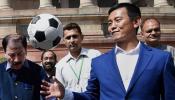 सिक्किम में नई पार्टी बनाने जा रहे हैं पूर्व फुटबॉलर बाइचुंग भूटिया सिक्किम में नई पार्टी बनाने जा रहे हैं पूर्व फुटबॉलर बाइचुंग भूटिया