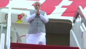 SCO Summit: पीएम मोदी पहुंचे चिंगदाओ, आतंकवाद-चरमपंथ से निपटने पर होगी चर्चा SCO Summit: पीएम मोदी पहुंचे चिंगदाओ, आतंकवाद-चरमपंथ से निपटने पर होगी चर्चा