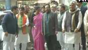 BJP ने चुनाव आयोग से की ममता सरकार की शिकायत, अराजकता का लगाया आरोप BJP ने चुनाव आयोग से की ममता सरकार की शिकायत, अराजकता का लगाया आरोप