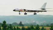 चीन ने सीमा पर तैनात किया H-6K बॉम्बर और UAV जेट डिवाइन ईगल, भारत की बढ़ी चिंता चीन ने सीमा पर तैनात किया H-6K बॉम्बर और UAV जेट डिवाइन ईगल, भारत की बढ़ी चिंता