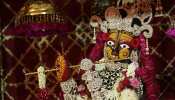 जयपुर में ठाकुरजी को गर्मी से बचाने के लिए भक्तों ने किए अनोखे प्रयास जयपुर में ठाकुरजी को गर्मी से बचाने के लिए भक्तों ने किए अनोखे प्रयास