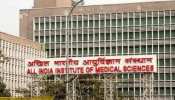 उन्नाव रेप केसः सुप्रीम कोर्ट के आदेश के बाद एयरलिफ्ट कर लखनऊ से दिल्ली लाए गए पीड़िता के वकील उन्नाव रेप केसः सुप्रीम कोर्ट के आदेश के बाद एयरलिफ्ट कर लखनऊ से दिल्ली लाए गए पीड़िता के वकील