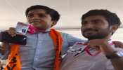 राजस्थान: छात्रसंघ चुनाव में 4 फीट 1 इंच के महावीर गोलियां भी जमकर कर रहे प्रचार राजस्थान: छात्रसंघ चुनाव में 4 फीट 1 इंच के महावीर गोलियां भी जमकर कर रहे प्रचार
